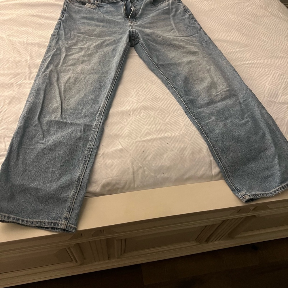 American Eagle Outfitters Light Blue Relaxed Jeans (Ex-boyfriend)